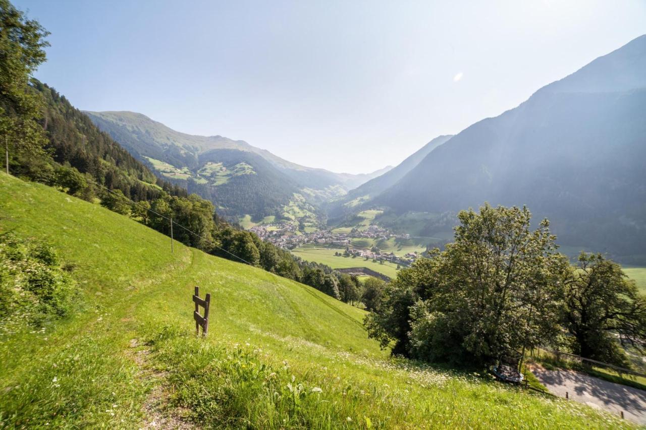 Innergasserhof Ferienwohnung Edelweiss San Martino in Passiria Esterno foto